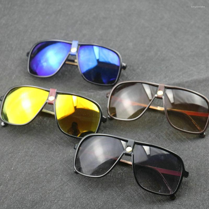 Sunglasses Fashion Brand Women Men Vintage Sun Glasses Oversized Shades UV400 Eyewear Gafas De Sol Shade Mirror
Sunglasses Fashion Brand Women Men Vintage Sun Glasses Oversized Shades UV400 Eyewear Gafas De Sol Shade Mirror