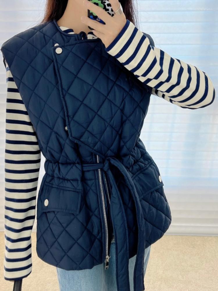 Women' Vests Women Jacket Autumn And Winter Fashion Casual All-match Commuter Design Loose Warm Vest, Beige 
Women' Vests Women Jacket Autumn And Winter Fashion Casual All-match Commuter Design Loose Warm Vest, Beige