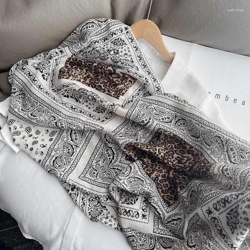 Scarves Fashion Women Scarf Grey Cashew Floral Tassel Shawl Spring Autumn Wrap Hijab Lady Pashmina Viscose Foulards Stole
Scarves Fashion Women Scarf Grey Cashew Floral Tassel Shawl Spring Autumn Wrap Hijab Lady Pashmina Viscose Foulards Stole