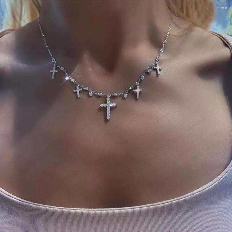 Choker Classic Fashion Women Jewelry 5A Cubic Zirconia Cz Station Chain Cross Charm Necklace
Choker Classic Fashion Women Jewelry 5A Cubic Zirconia Cz Station Chain Cross Charm Necklace