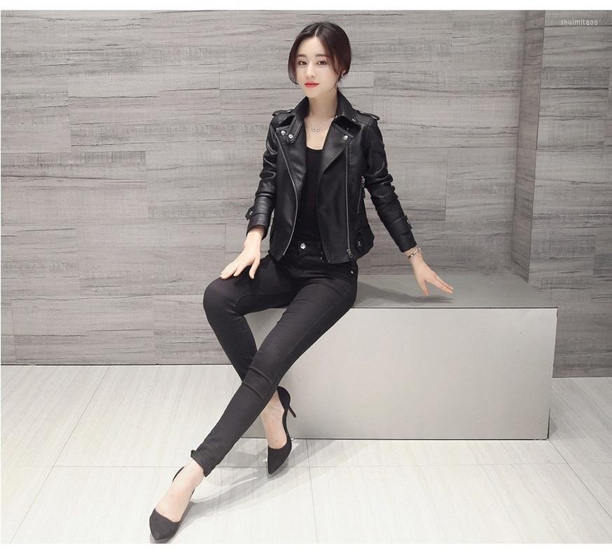Women' Leather 2022 Fashion Women Smooth Motorcycle Faux PU Jackets Ladies Long Sleeve Autumn Winter Biker Streetwear Black Coat
Women' Leather 2022 Fashion Women Smooth Motorcycle Faux PU Jackets Ladies Long Sleeve Autumn Winter Biker Streetwear Black Coat