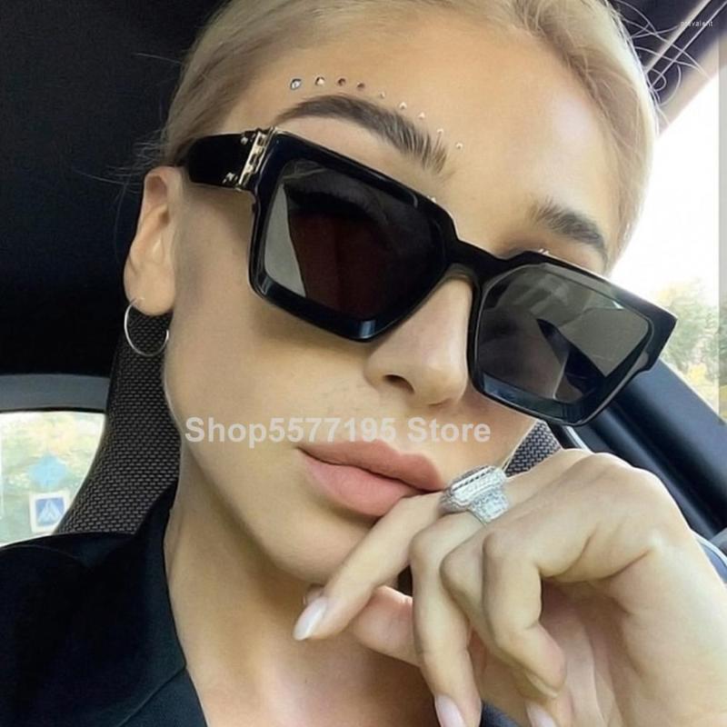 Sunglasses 2023 Women Gradient Brand Designer Female Sun Glasses UV400 Lentes De Sol Mujer Shades Eyewares
Sunglasses 2023 Women Gradient Brand Designer Female Sun Glasses UV400 Lentes De Sol Mujer Shades Eyewares