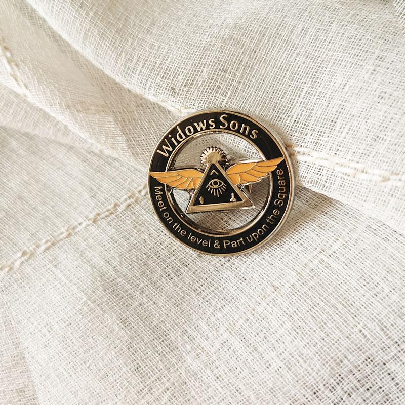 Brooches Widows Sons Lapel Pins Brooch Motorcycle Club Masonic Freemasons Metal Badge Free Masons Meet On The Level Part Upon Square
Brooches Widows Sons Lapel Pins Brooch Motorcycle Club Masonic Freemasons Metal Badge Free Masons Meet On The Level Part Upon Square