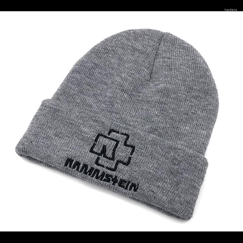 Berets 2022 Selling Classic Warm Knitted Wool Cap Men And Women German Chariots Embroidery Autumn Winter Fashion Hat
Berets 2022 Selling Classic Warm Knitted Wool Cap Men And Women German Chariots Embroidery Autumn Winter Fashion Hat