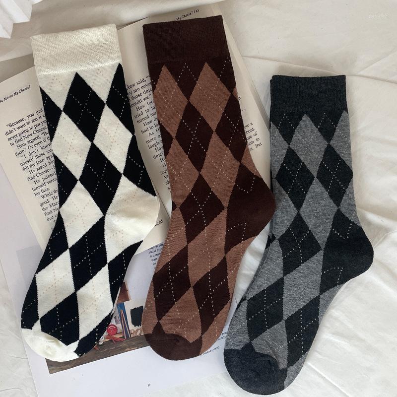 Women Socks Autumn Ethnic Argyle Diamond Plaid Print Crew Vintage College Preppy Style Harajuku Cotton Mid-Calf Tube Hosiery, Gray
Women Socks Autumn Ethnic Argyle Diamond Plaid Print Crew Vintage College Preppy Style Harajuku Cotton Mid-Calf Tube Hosiery, Gray