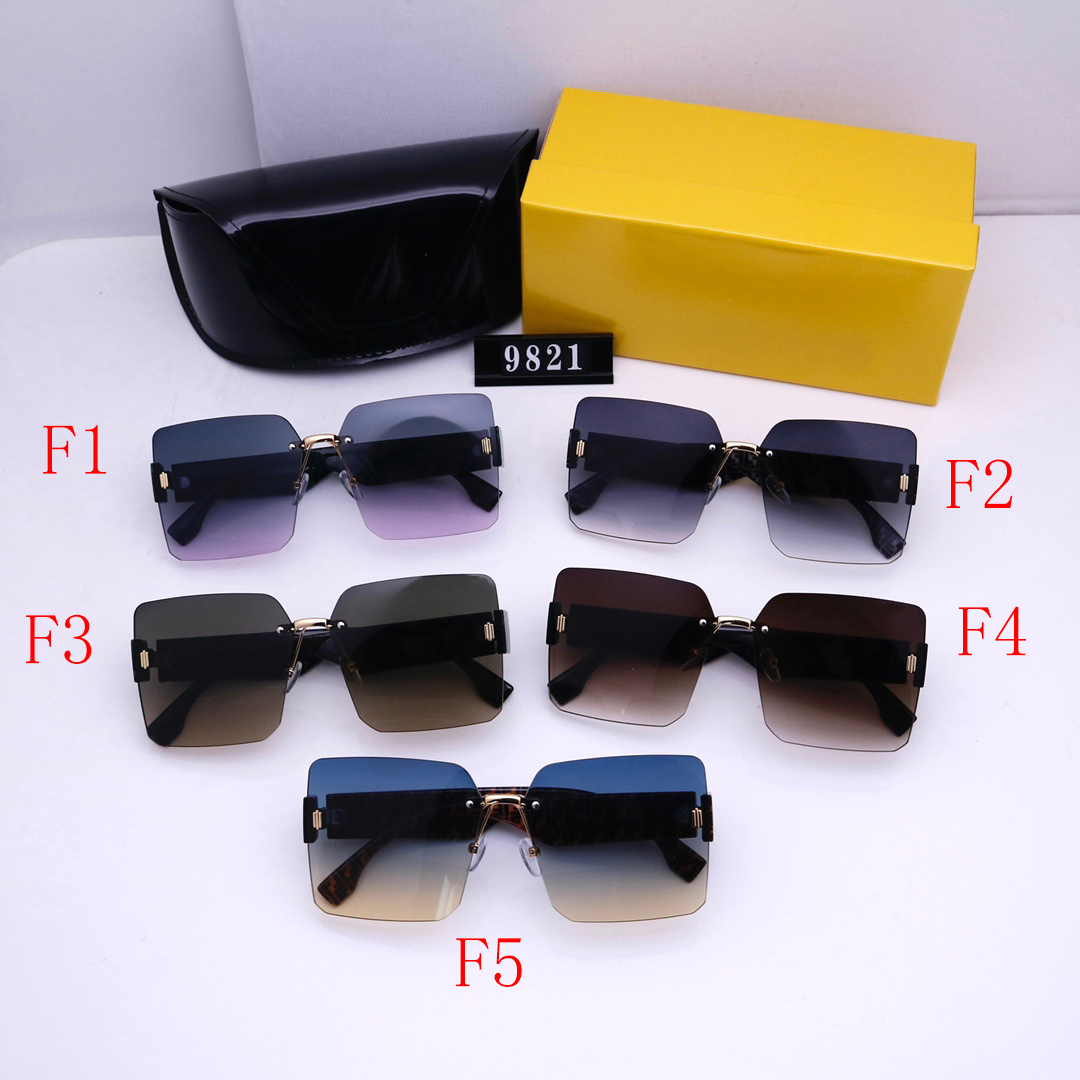 Multiple Colors Fashion Designer Sunglasses With Free Logo Box Classic Eyeglasses Goggle Sun Glasses For Man Woman Letter F 22101104CZ
Multiple Colors Fashion Designer Sunglasses With Free Logo Box Classic Eyeglasses Goggle Sun Glasses For Man Woman Letter F 22101104CZ