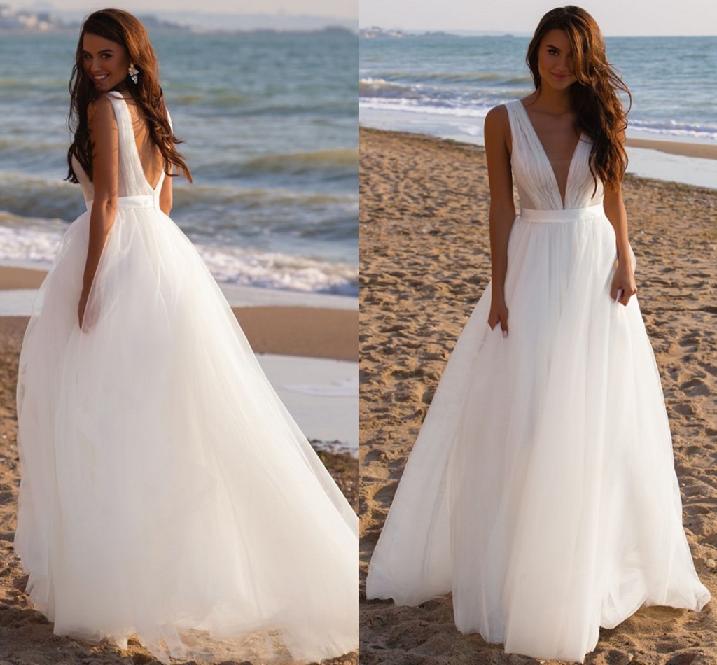 Charming Beach Bridal Wedding Dress A Line Sleeveless V Neckline Boho Wedding Gown for Bride Backless 2023 Robe de Mariee