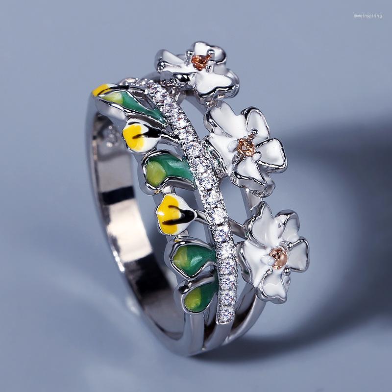 Cluster Rings 2022 Latest 925 Silver Ring Exquisite Ladies Jewelry Enamel Wreath Vintage Flower Wedding Engagement
Cluster Rings 2022 Latest 925 Silver Ring Exquisite Ladies Jewelry Enamel Wreath Vintage Flower Wedding Engagement