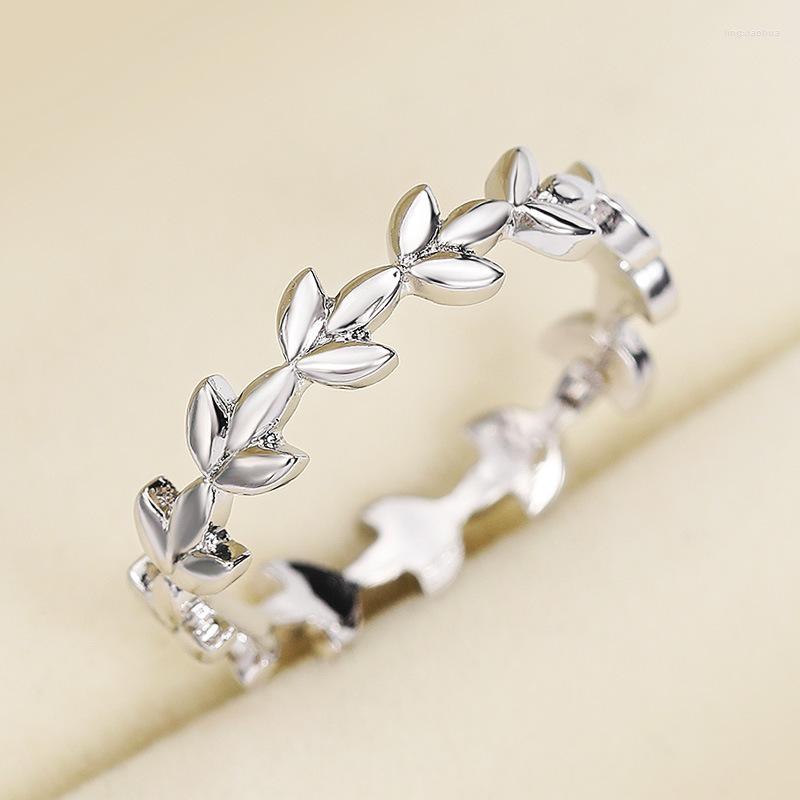 Wedding Rings YSDLJG Fashion Fresh Style Leaves Shaped Ring For Women Dance Party Delicate Female Accessories Versatile Statement Jewelry
Wedding Rings YSDLJG Fashion Fresh Style Leaves Shaped Ring For Women Dance Party Delicate Female Accessories Versatile Statement Jewelry