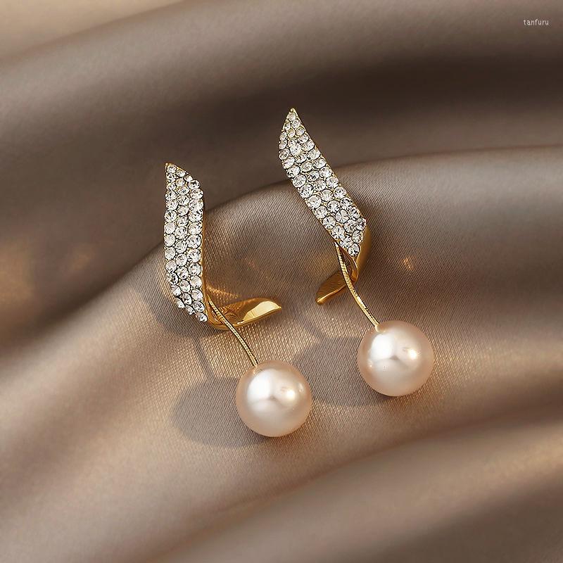 Dangle Earrings 2022 Classic Elegant Imitation Pearl For Women Crystal Long Tassel Exquisite Drop Earring Wedding Jewelry
Dangle Earrings 2022 Classic Elegant Imitation Pearl For Women Crystal Long Tassel Exquisite Drop Earring Wedding Jewelry
