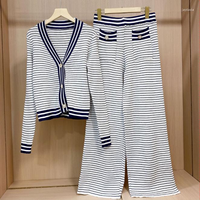Women's Two Piece Pants 2022 Autumn Women Casual Long Sleeve Sets Cardigan Wide Leg Knitted Top 2 Korean Design Female Wea, Picture shown
Women's Two Piece Pants 2022 Autumn Women Casual Long Sleeve Sets Cardigan Wide Leg Knitted Top 2 Korean Design Female Wea, Picture shown