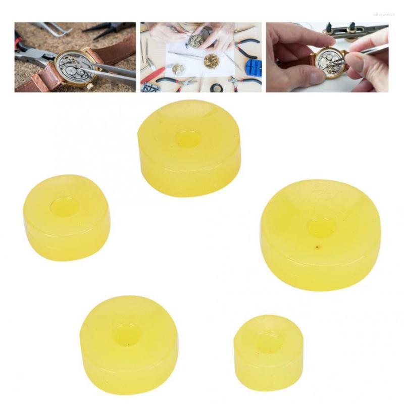 Watch Repair Kits 5pcs/set Movement Fixed Mat Cushion Holder Clock Bezel Inserts Tools Dial Back Cover Tool Kit
Watch Repair Kits 5pcs/set Movement Fixed Mat Cushion Holder Clock Bezel Inserts Tools Dial Back Cover Tool Kit