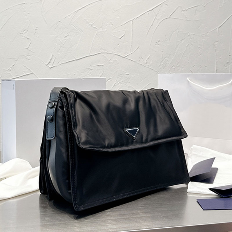 Large Padded Shoulder Bag Nylon Messenger Bags Postman Crossbody Purse Metal Triangle Handbags Adjustable Leather Strap Flap Wallet Zipper Pocket Briefcase, 24*18cm
Large Padded Shoulder Bag Nylon Messenger Bags Postman Crossbody Purse Metal Triangle Handbags Adjustable Leather Strap Flap Wallet Zipper Pocket Briefcase, 24*18cm