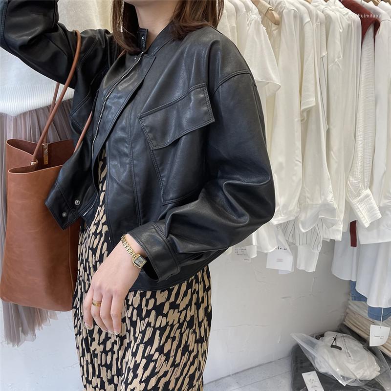 Women' Leather Autumn Short Faux Soft PU Coat Women Korean Long Sleeve Pocket Motorcycle Jacket Loose Outerwear Ladies Streetwear G1360, Black
Women' Leather Autumn Short Faux Soft PU Coat Women Korean Long Sleeve Pocket Motorcycle Jacket Loose Outerwear Ladies Streetwear G1360, Black
