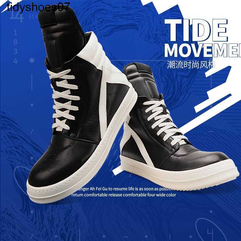 classic shoes ro high top men's shoes black-and-white inverted triangle thick soled casual shoes men's heightening star same couple's short, Black / white cowhide
classic shoes ro high top men's shoes black-and-white inverted triangle thick soled casual shoes men's heightening star same couple's short, Black / white cowhide