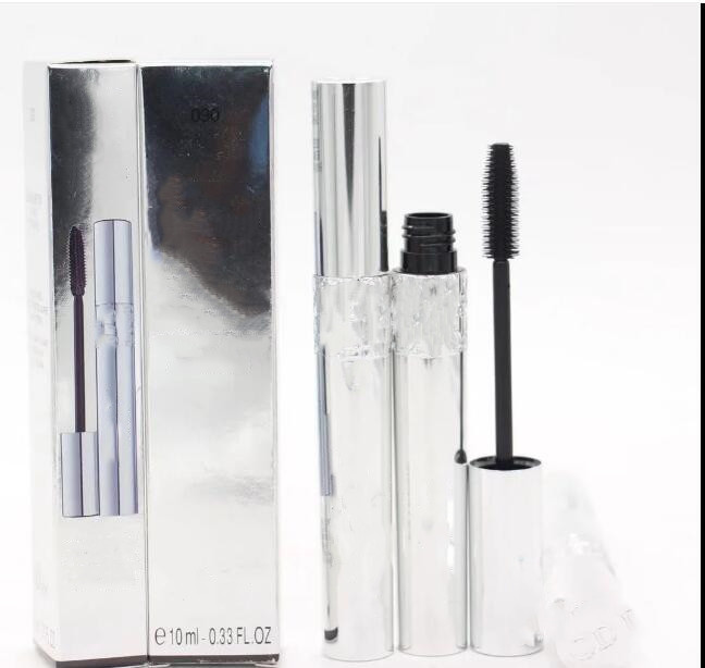 2 New makeup brand Eye Mascara EXTREME LENGIH Waterproof Mascara Black 4F style free choice 10ML
2 New makeup brand Eye Mascara EXTREME LENGIH Waterproof Mascara Black 4F style free choice 10ML