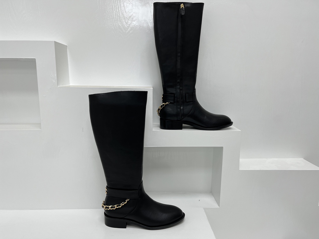 Cagole 5A quality lambskin leather knee-high boots stud buckle embellished side zip shoes pointed Toe stiletto heel tall boot luxury designers shoe for women factory, Box
Cagole 5A quality lambskin leather knee-high boots stud buckle embellished side zip shoes pointed Toe stiletto heel tall boot luxury designers shoe for women factory, Box