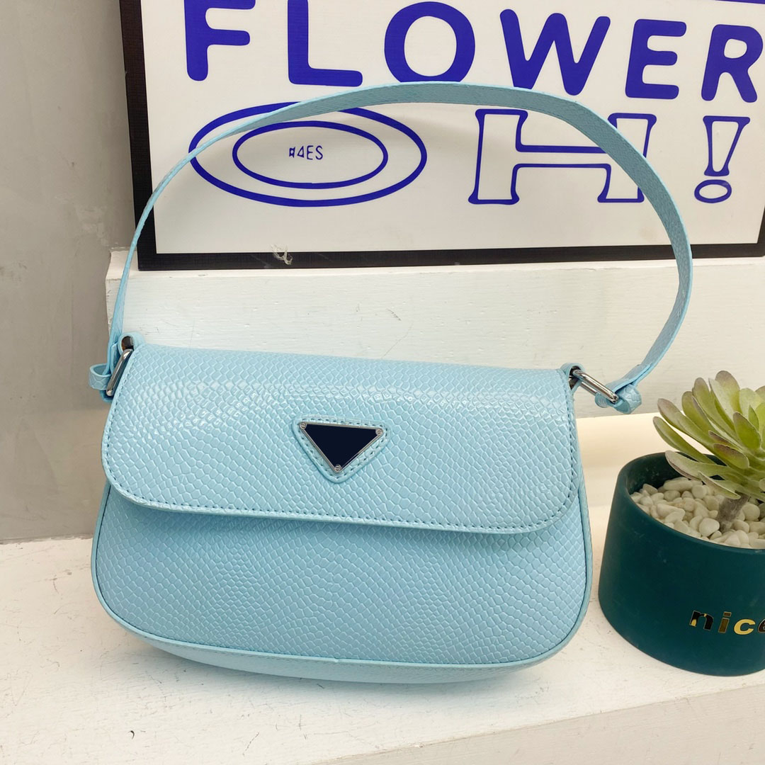 Women's fashion designer messenger bag wedding date handbag leather candy lychee metal triangle shoulder bag, Sky blue
Women's fashion designer messenger bag wedding date handbag leather candy lychee metal triangle shoulder bag, Sky blue