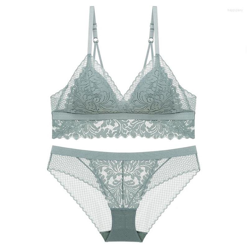 Bras Sets Hollow Out Lace Deep V Plunge Soft Thin Cup Bra And Panties Set Underwear Wireless French Vintage Women Lingerie, White 
Bras Sets Hollow Out Lace Deep V Plunge Soft Thin Cup Bra And Panties Set Underwear Wireless French Vintage Women Lingerie, White