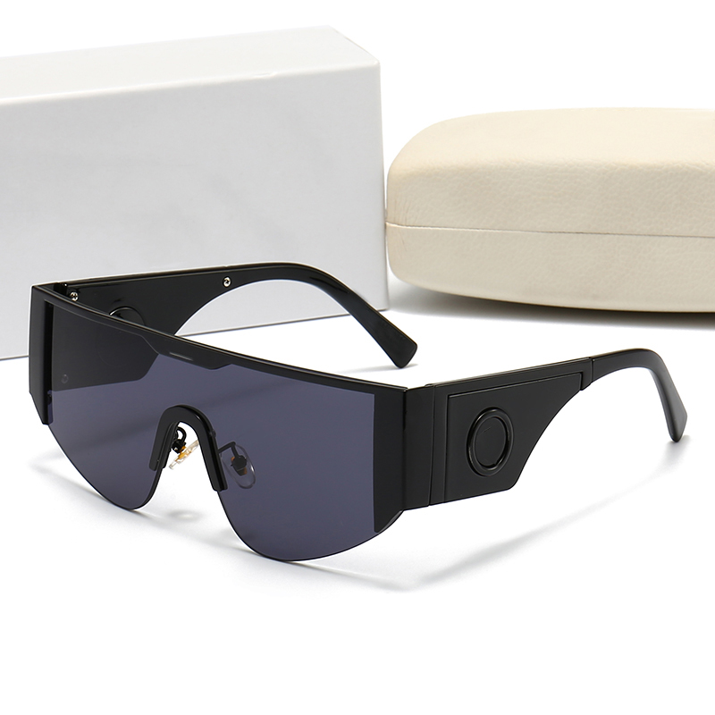 Luxury Sunglasses For Man Woman Unisex Designer Goggle Beach Sun Glasses Retro Small Frame Luxury Design UV400 5411
Luxury Sunglasses For Man Woman Unisex Designer Goggle Beach Sun Glasses Retro Small Frame Luxury Design UV400 5411