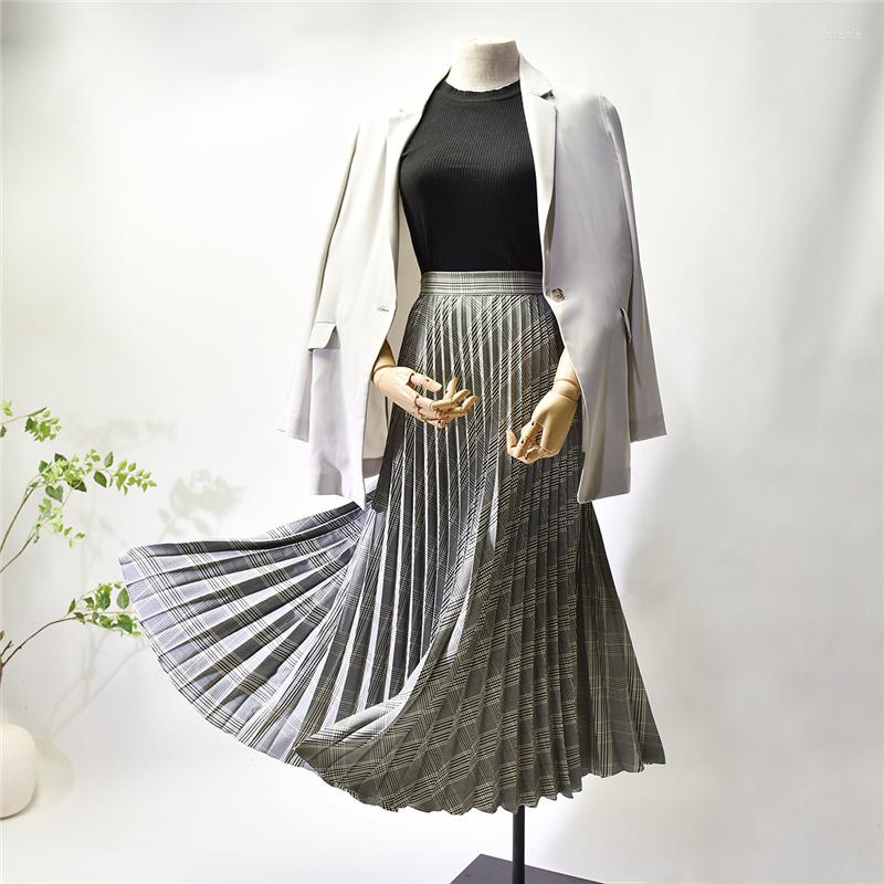 Skirts 2022 High Quality Spring Plaid Skirt Long Pleated Women Top Brand Female Saias Midi Faldas Vintage Femme, Blue
Skirts 2022 High Quality Spring Plaid Skirt Long Pleated Women Top Brand Female Saias Midi Faldas Vintage Femme, Blue