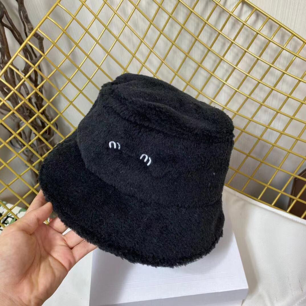 Wool Bucket Hats For Winter Snow Caps Women Men Designer Sun Hat Warm Brand Wide Brim Hats Casquette 5 Colors, M01
Wool Bucket Hats For Winter Snow Caps Women Men Designer Sun Hat Warm Brand Wide Brim Hats Casquette 5 Colors, M01