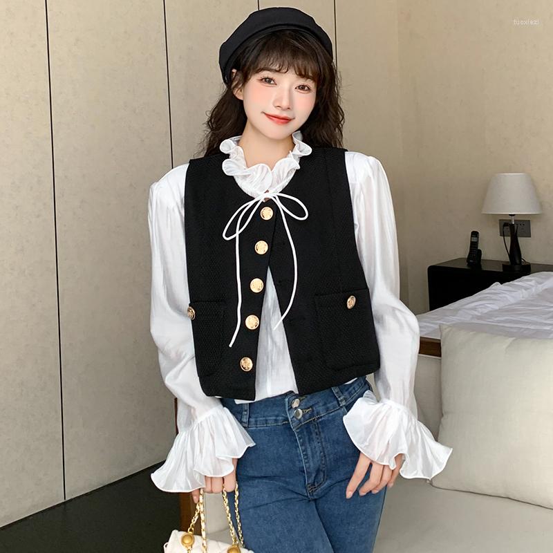 Women' Vests 2022 Autumn Retro Temperament Small Fragrance Style Short Vest Bell-sleeved Shirt Two-piece Suit Women, Black set
Women' Vests 2022 Autumn Retro Temperament Small Fragrance Style Short Vest Bell-sleeved Shirt Two-piece Suit Women, Black set