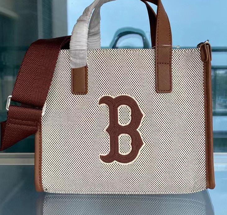 Women's bag 2022 new high-quality leisure dinner bag large capacity fashion luxury brand storage handbag, Blue
Women's bag 2022 new high-quality leisure dinner bag large capacity fashion luxury brand storage handbag, Blue