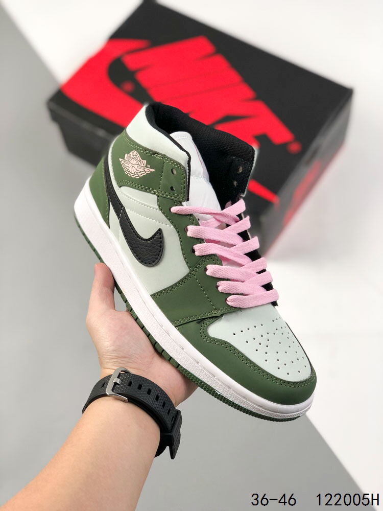 Nike Air Jordan 1 N1048 Jumpman 1 High Og Basketball Shoes Sneakers Trainers University Blue Electro Orange Dark Mocha Bred Shadow Unc Twist, Color (41)
Nike Air Jordan 1 N1048 Jumpman 1 High Og Basketball Shoes Sneakers Trainers University Blue Electro Orange Dark Mocha Bred Shadow Unc Twist, Color (41)
