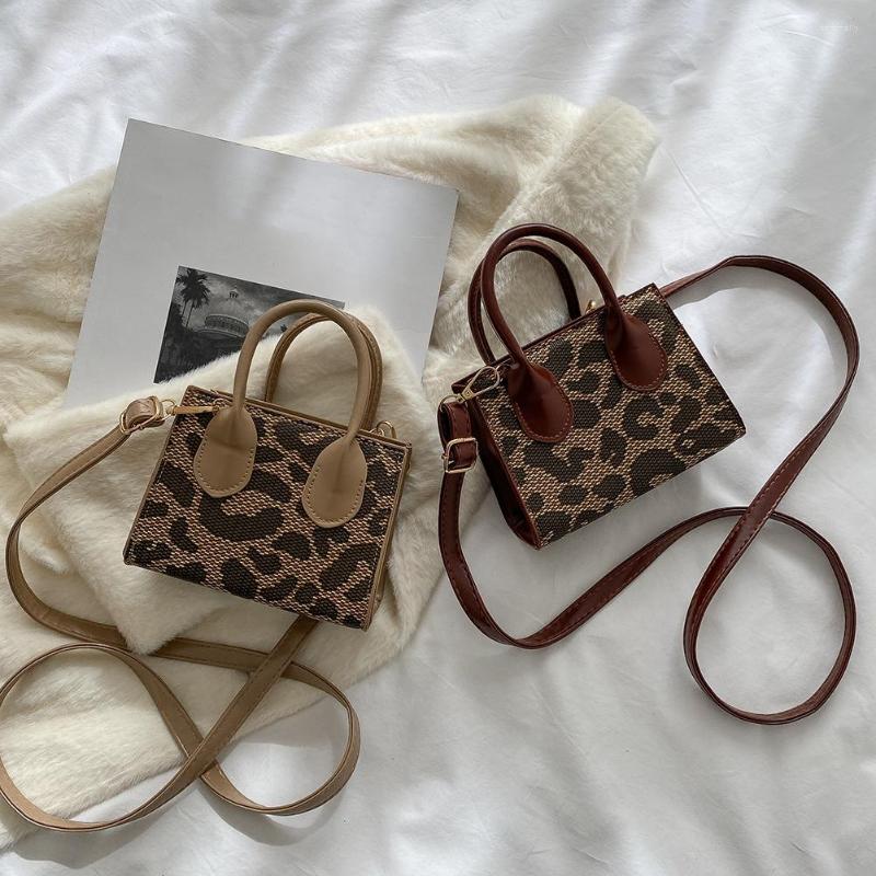 Evening Bags Fashion Women Top-Handle Bucket Leopard Pleated Woman Stylish Design For Outdoor Shopping Handbags, Light brown
Evening Bags Fashion Women Top-Handle Bucket Leopard Pleated Woman Stylish Design For Outdoor Shopping Handbags, Light brown