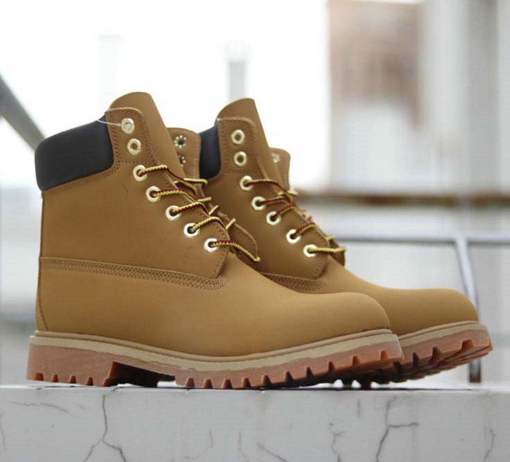 Boots Chaelsea Boot Martin Botega Leather Ankle High Fashion Womens Mens Non-Slip Wave Colored Rubber Outsole Elastic Webbing Comfort Designer Women Men, Box
Boots Chaelsea Boot Martin Botega Leather Ankle High Fashion Womens Mens Non-Slip Wave Colored Rubber Outsole Elastic Webbing Comfort Designer Women Men, Box
