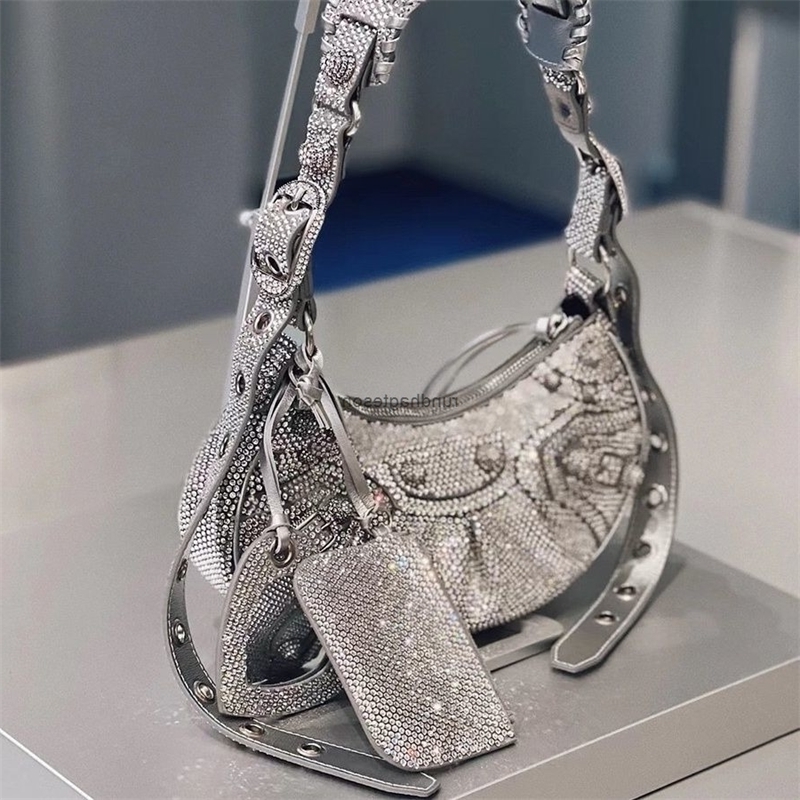 Designer luxury Evening Shoulder Bags Cross body shopping bag totes handbag Classic Women Handbags Female Trendy Q4WH, Silver
Designer luxury Evening Shoulder Bags Cross body shopping bag totes handbag Classic Women Handbags Female Trendy Q4WH, Silver