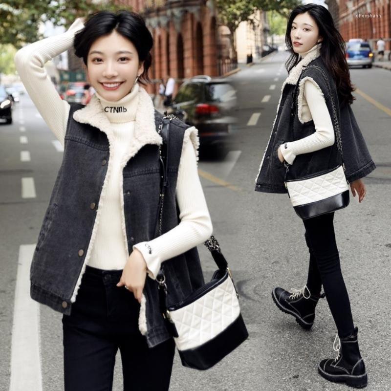 Women' Vests Woman Vintage Tweed Vest Pocket Jacket Female Sleeveless Single Breasted Style Waistcoat Mujer Ladies Causal G21, Black
Women' Vests Woman Vintage Tweed Vest Pocket Jacket Female Sleeveless Single Breasted Style Waistcoat Mujer Ladies Causal G21, Black