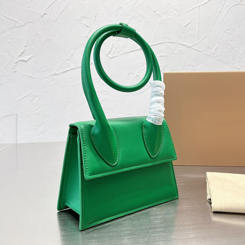 Wholesale Designer Leather Bags 5A Quality Luxury Crossbody handbag Fashion Ladies Long handle Gold Letter Shoulder Bag Solid color Ladies Handbags Orange Green
Wholesale Designer Leather Bags 5A Quality Luxury Crossbody handbag Fashion Ladies Long handle Gold Letter Shoulder Bag Solid color Ladies Handbags Orange Green