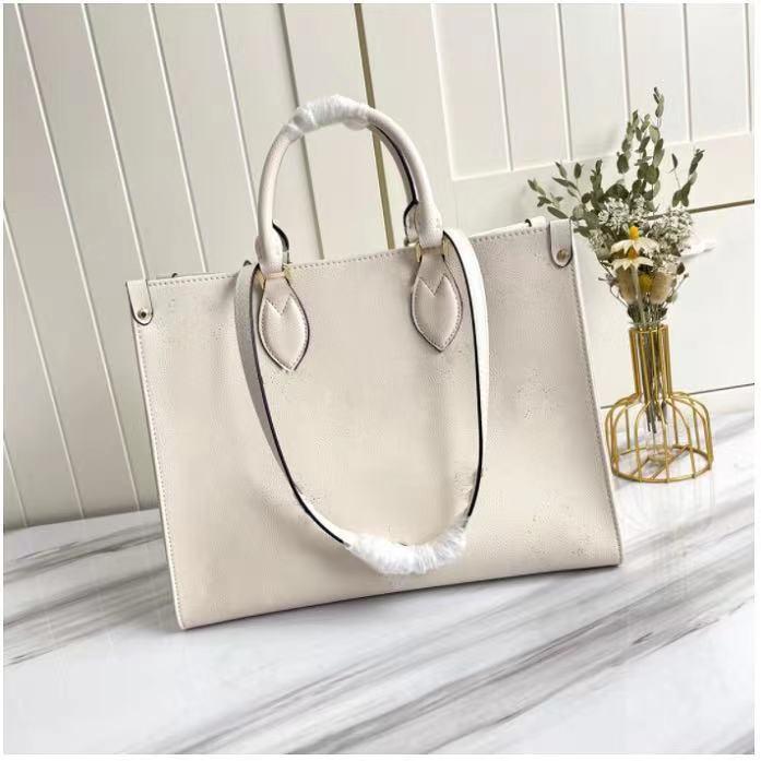 Luxurys Designers Tote Bags Purses Classic Fashion ONTHEGO Medium Handbags Women Shopping Handbag Embossed Shoulder Bag, Grey/white flower
Luxurys Designers Tote Bags Purses Classic Fashion ONTHEGO Medium Handbags Women Shopping Handbag Embossed Shoulder Bag, Grey/white flower