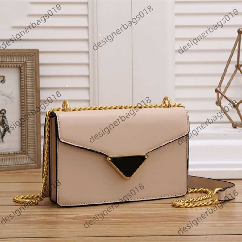 Luxurys Designers women Bags Classic chain Shoulder Bag High quality Long envelope handbags P Letter Cover Purses Wallet Fashion
Luxurys Designers women Bags Classic chain Shoulder Bag High quality Long envelope handbags P Letter Cover Purses Wallet Fashion