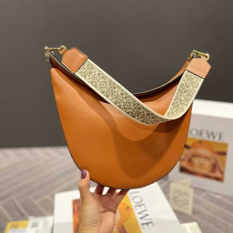 M93O Lightweight Bags Tote Women Leather Saddle Lovewes Messenger Handbag Fashion Designer Crossbody Female Purses Party Shopping Vacation Shoulder Bags, 26cm-1
M93O Lightweight Bags Tote Women Leather Saddle Lovewes Messenger Handbag Fashion Designer Crossbody Female Purses Party Shopping Vacation Shoulder Bags, 26cm-1