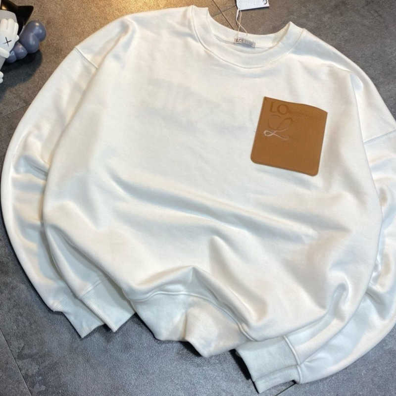 Loe designer hoodie mens sweater logo embroidered long sleeved T-shirt men women casual pullover sweaters loose oversize coat, White
Loe designer hoodie mens sweater logo embroidered long sleeved T-shirt men women casual pullover sweaters loose oversize coat, White