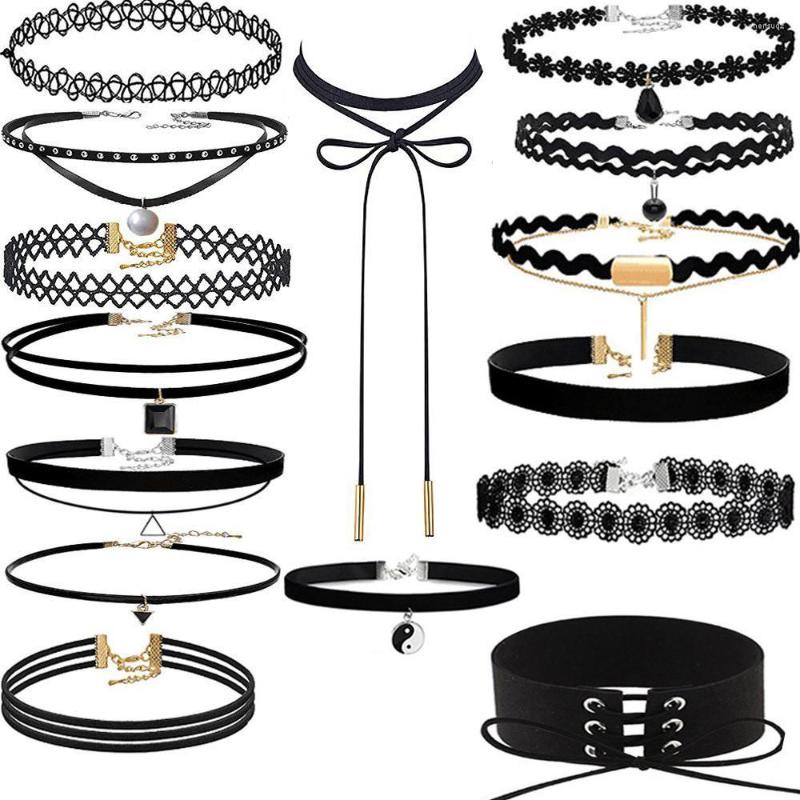 Choker 15pcs/sets Korean Fashion Velvet Necklace For Women Vintage Sexy Lace With Pendants Gothic Girl Neck Decoration
Choker 15pcs/sets Korean Fashion Velvet Necklace For Women Vintage Sexy Lace With Pendants Gothic Girl Neck Decoration