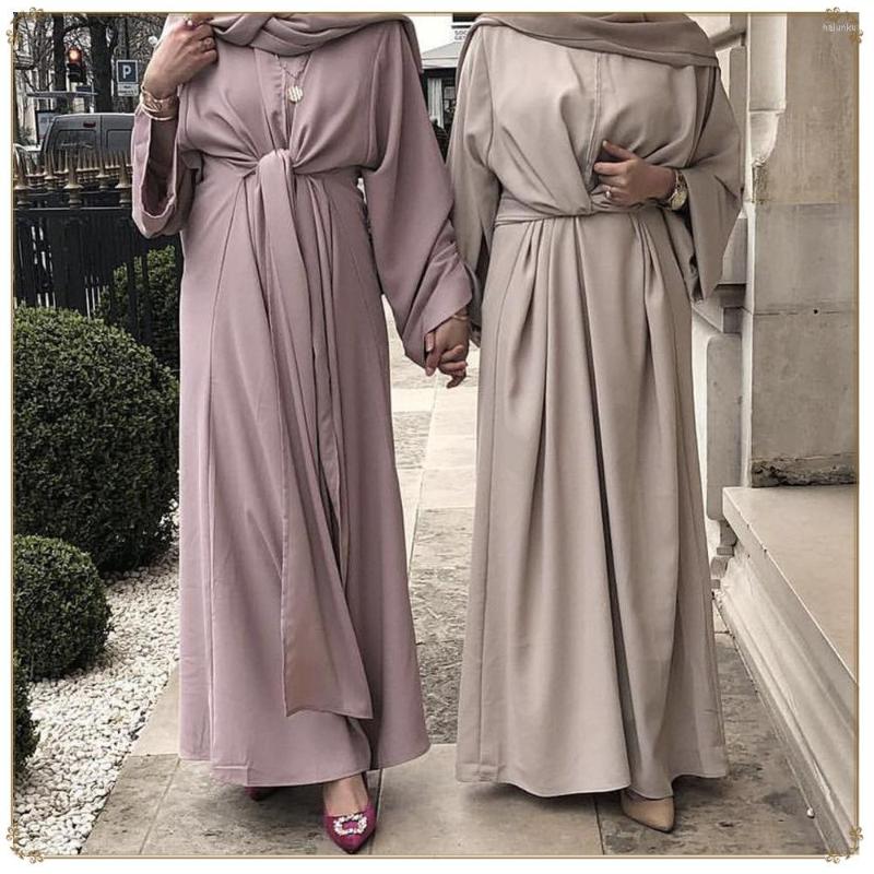 Ethnic Clothing Ramadan Long Muslim Dress Abaya For Women Dubai Turkey Islam Kaftan Robe Longue Femme Musulmane Vestidos Largos
Ethnic Clothing Ramadan Long Muslim Dress Abaya For Women Dubai Turkey Islam Kaftan Robe Longue Femme Musulmane Vestidos Largos