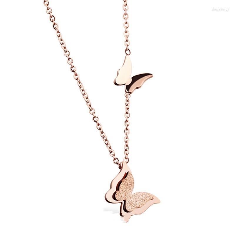 Choker Women'S Jewelry Double Butterfly Pendant & Necklace Clavicle Chain Rose Gold Scrub Stainless Steel 2022 Wholesale
Choker Women'S Jewelry Double Butterfly Pendant & Necklace Clavicle Chain Rose Gold Scrub Stainless Steel 2022 Wholesale