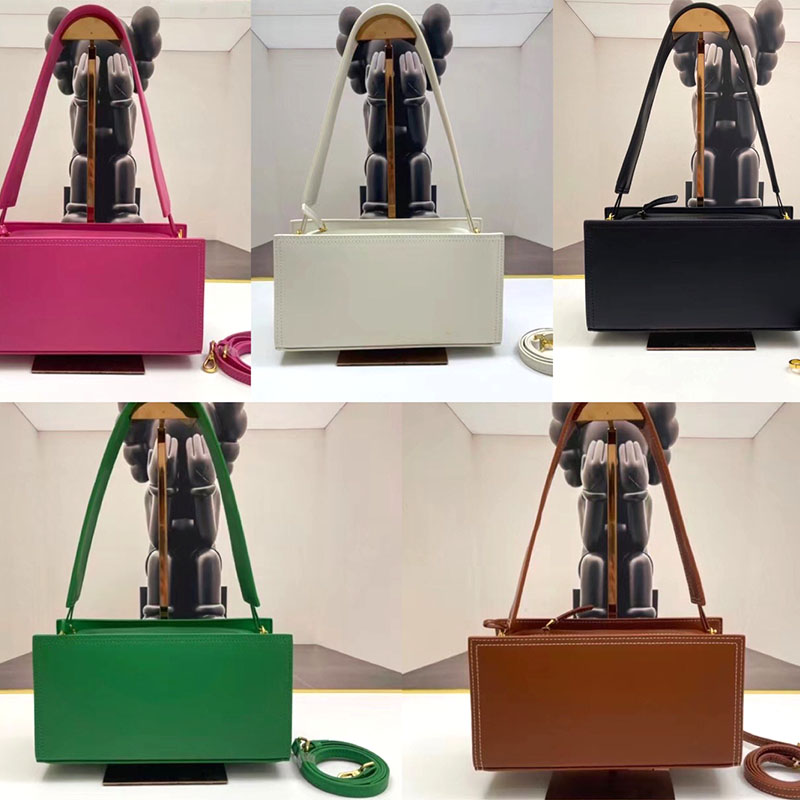 Shoulder bag Jacquemu Tote bag sacoche Handbag designer bags Woman purse luxury crossbody messenger The hand Wallet card holder, Freight compensation
Shoulder bag Jacquemu Tote bag sacoche Handbag designer bags Woman purse luxury crossbody messenger The hand Wallet card holder, Freight compensation