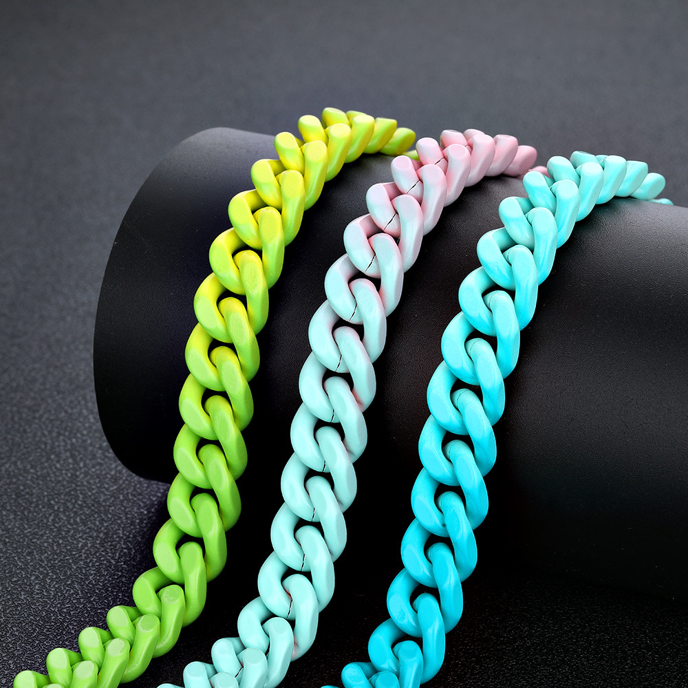 Hip Hop Gradient Colorful Stainless Steel Cuban Chain Necklace Spring Buckle Couple Jewelry
Hip Hop Gradient Colorful Stainless Steel Cuban Chain Necklace Spring Buckle Couple Jewelry