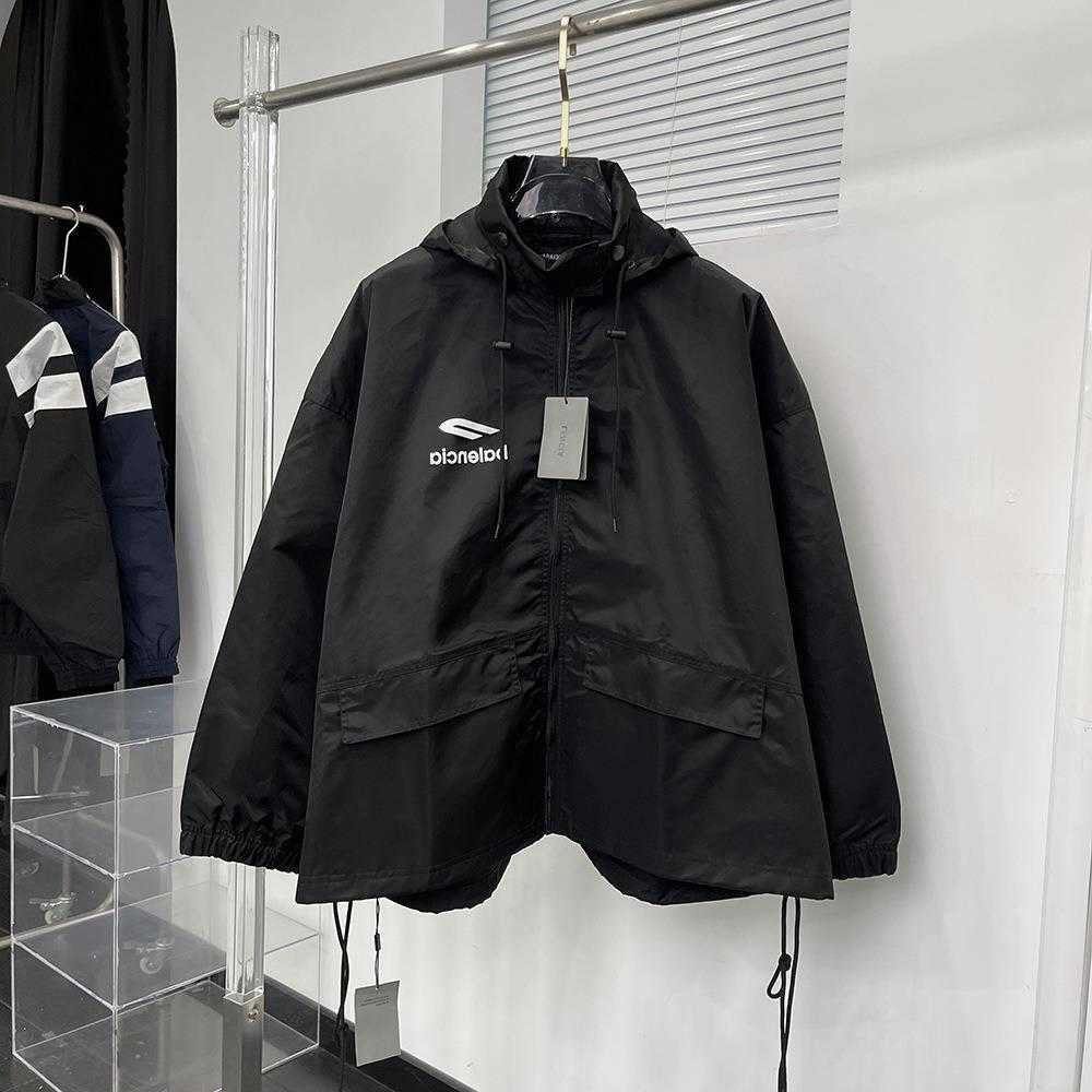 Women's Cape front and rear double hook printed loose men's women's jacket, Black
Women's Cape front and rear double hook printed loose men's women's jacket, Black