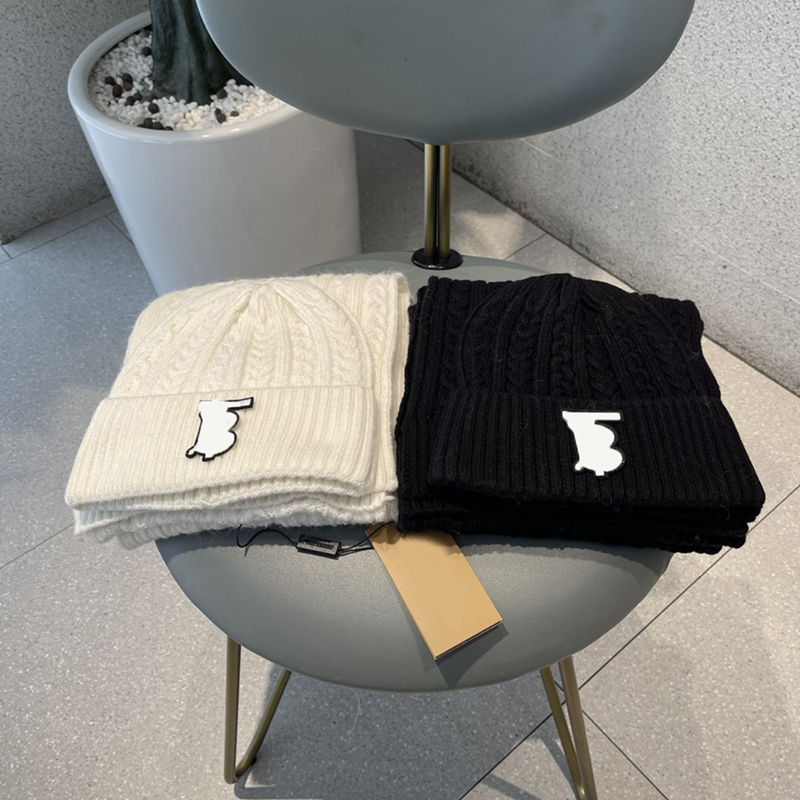 2022 Autumn Designer Pashmina Women Mens Knitted Scarf Hat Set Winter Warm Hats And Scarves Rabbit Wool Hat For Men 22101107
2022 Autumn Designer Pashmina Women Mens Knitted Scarf Hat Set Winter Warm Hats And Scarves Rabbit Wool Hat For Men 22101107