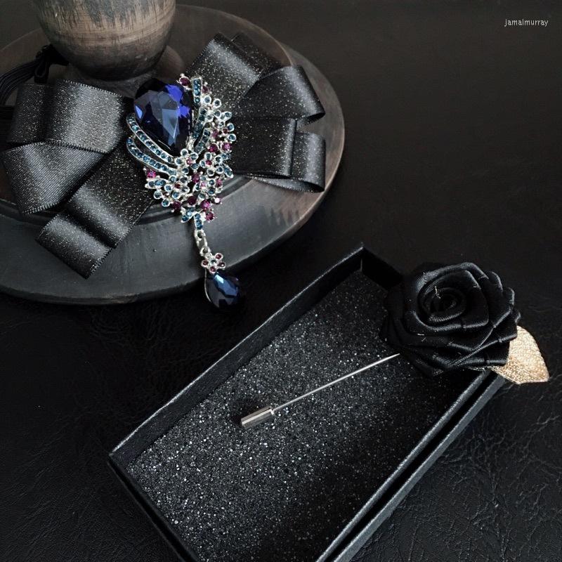 Bow Ties Rhinestones Tie For Men's Wedding British Men And Women's Suits Shirts Collar Flower Blue Crysty Bowtie Corsage 2-piece Set
Bow Ties Rhinestones Tie For Men's Wedding British Men And Women's Suits Shirts Collar Flower Blue Crysty Bowtie Corsage 2-piece Set