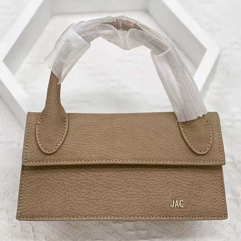 Top Brand Quality Bags Classic Clutch Leather Totes Designer Crossbody Womens Handbags Famous Messenger Baguette Luxury Mens Shoulder
Top Brand Quality Bags Classic Clutch Leather Totes Designer Crossbody Womens Handbags Famous Messenger Baguette Luxury Mens Shoulder