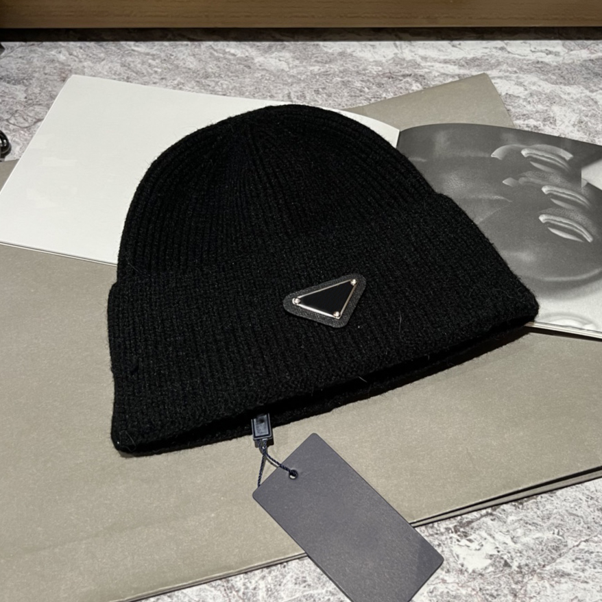 Winter Warm Beanie Hat/Skull Caps Casual Bright Plain Knitted Classic Unisex Hats Black, Yellow
Winter Warm Beanie Hat/Skull Caps Casual Bright Plain Knitted Classic Unisex Hats Black, Yellow