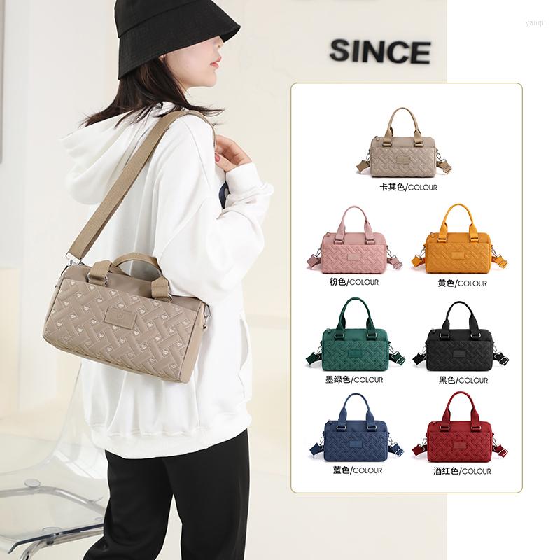 Evening Bags Women's Shoulder Bag Nylon Handbag Large Capacity Fashion Messenger Pure Color Casual Tote Outdoor Single, Black
Evening Bags Women's Shoulder Bag Nylon Handbag Large Capacity Fashion Messenger Pure Color Casual Tote Outdoor Single, Black