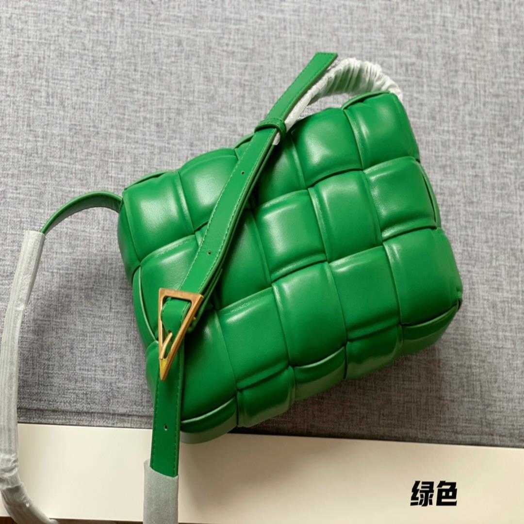 Fashion Ladies Bottess bags Venetas divani new lattice pillow tofu oblique cross leisure small square women's, Sky blue
Fashion Ladies Bottess bags Venetas divani new lattice pillow tofu oblique cross leisure small square women's, Sky blue